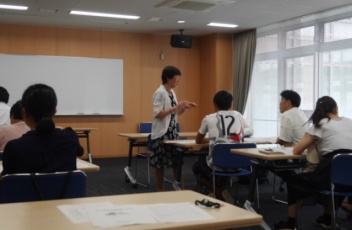 食育指導研修の様子