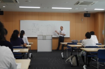 人権課題研修の様子