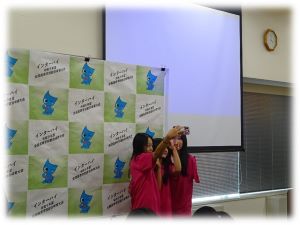 休憩時間の写真撮影の様子