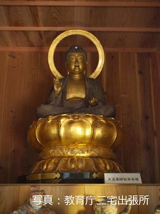 如来坐像