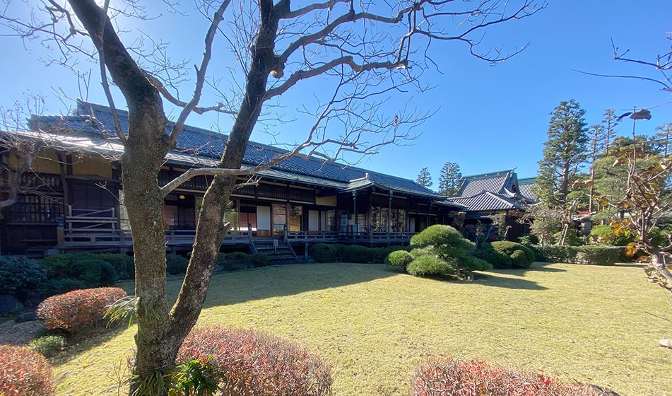 写真：題経寺邃溪園大客殿全景