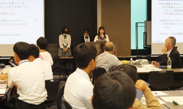 写真 講演の様子