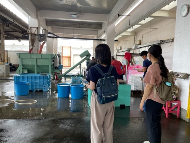 写真：計量～梱包の様子