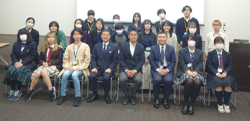 講師の先生との記念写真