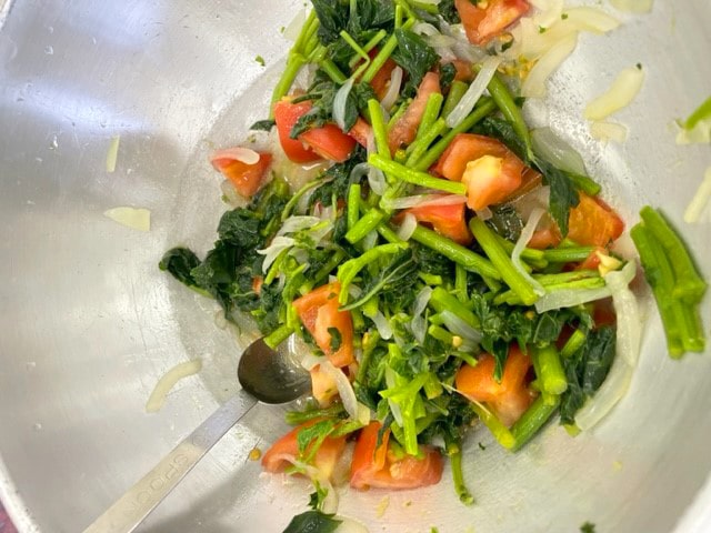 他の野菜も入れて見た目も鮮やかに！
