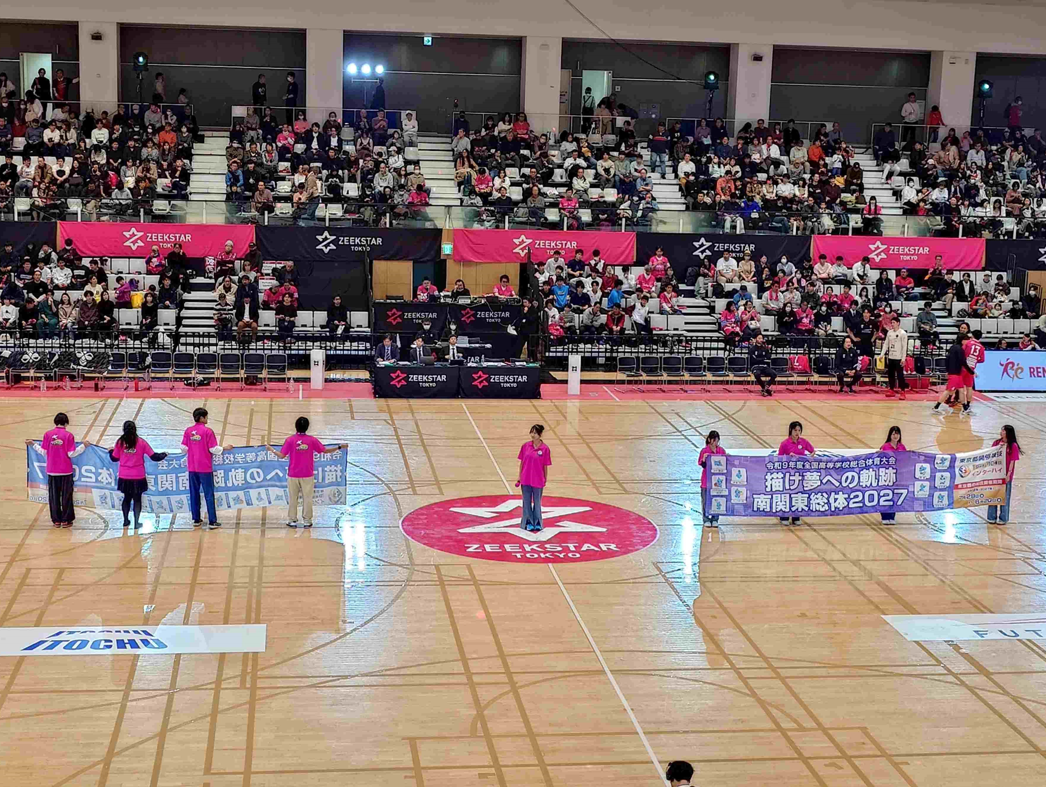 マイクパフォーマンスの様子