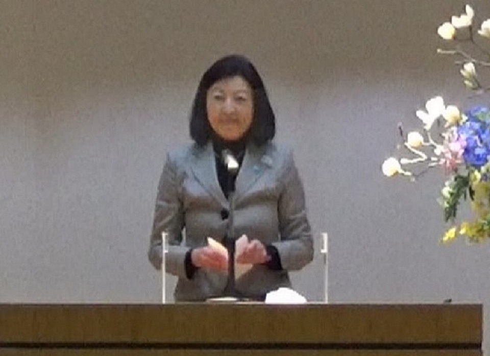 卒業式の宮原委員