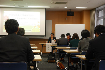 写真：各校の取組報告の様子