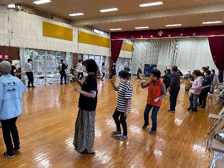 写真：八丈島の民謡  公開練習会