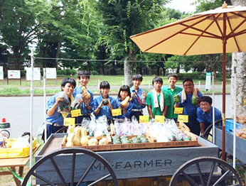 【写真】「駒沢公園ファーマーズマーケット・野菜マルシェ」（2）